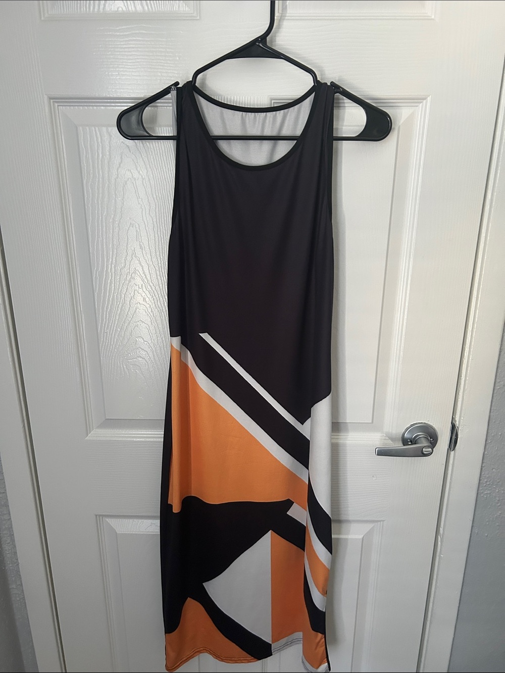 SHEIN Black, Orange and White Graphic Midi Dress